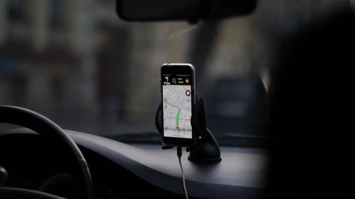 Latest Apple CarPlay Offline Maps Tricks for Road Trips 2026